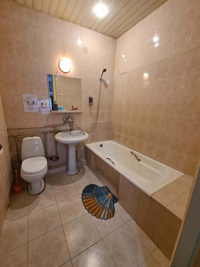 Hotel Bu Tbilisi Ngoại thất bức ảnh