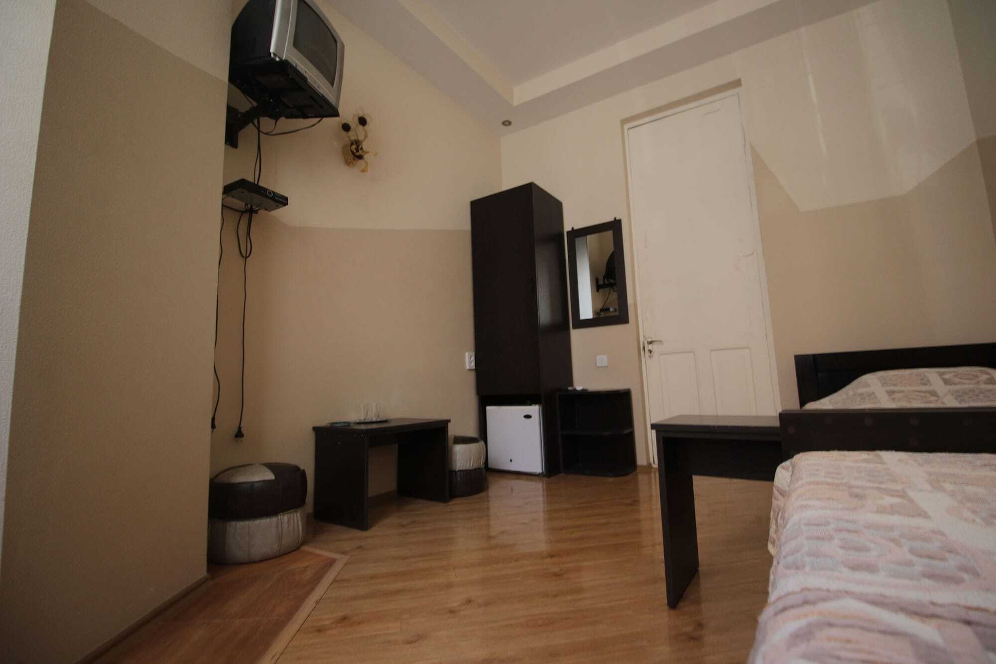 Hotel Bu Tbilisi Ngoại thất bức ảnh